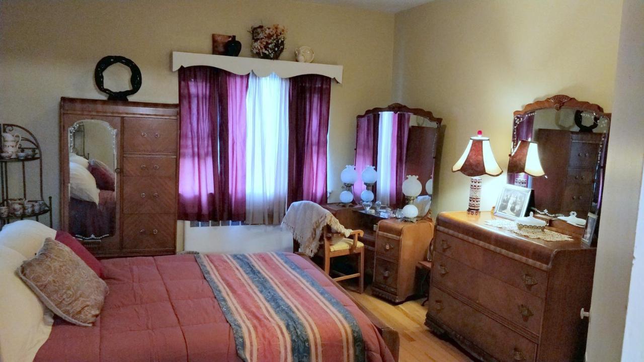 Maurrocks - A Pocono Mountains B&B Mount Pocono Exteriör bild
